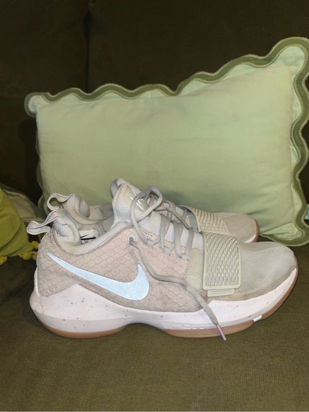 Paul George 1 Superstition Nike 9.5